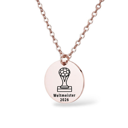 Personalisierte Edelstahl Kette mit graviertem WM 2026 Fan-Anhänger - Geschenk für echte Fußballfans
